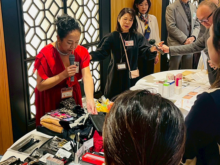 ブースも盛況です！